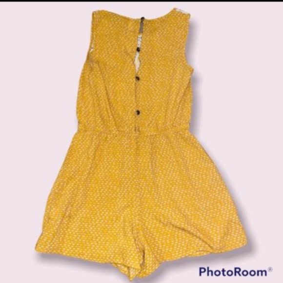 Xhilaration Yellow Romper - Picture 3 of 3